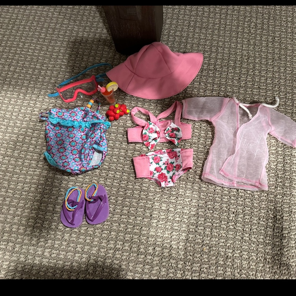doll outfits for summer + accessories!